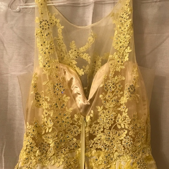 Aspeed Design_Beautiful Flower Gown_New_ Small - Picture 4 of 12